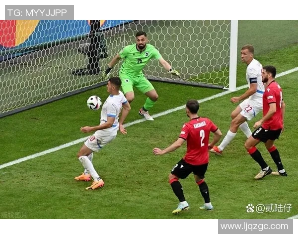 足球明星在球场上意外脱裤子引发全场哗然瞬间成网络热议话题