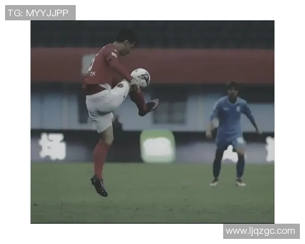 中国足球明星因涉案被判刑引发社会关注与讨论