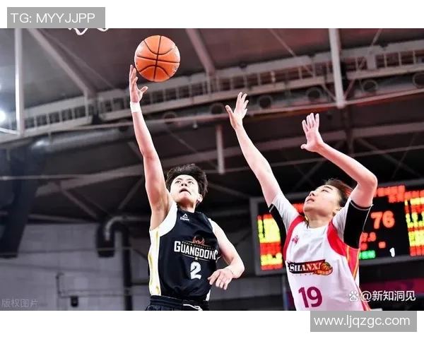 人像篮球明星的魅力与风采如何影响年轻一代的运动热情与梦想